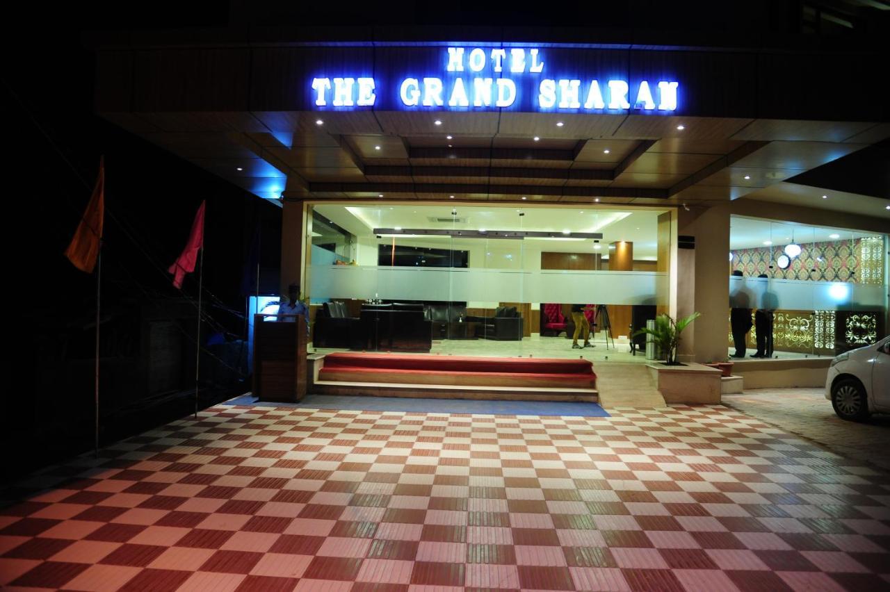 Hotel Grand Sharan カトラ エクステリア 写真